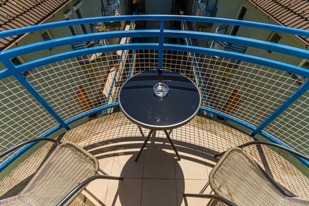 Roomy Apartment 80Sqm At City Center Free Parking Space, Ac & Balcony Budapest Bagian luar foto