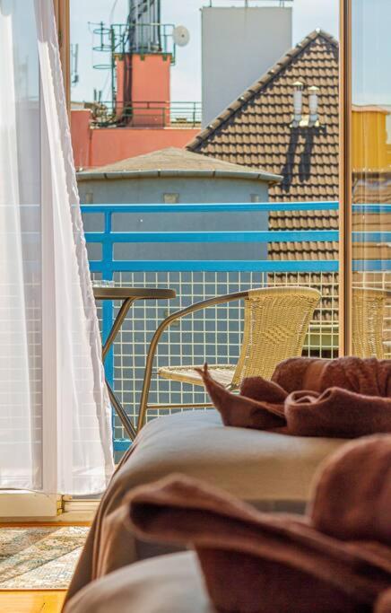 Roomy Apartment 80Sqm At City Center Free Parking Space, Ac & Balcony Budapest Bagian luar foto